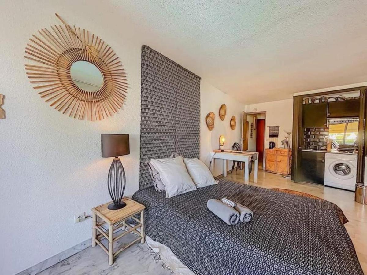 Le Soupir Des Palmiers. Ideal Couple, Piscine, Mer La Grande-Motte Exterior photo